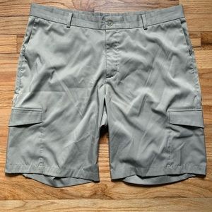 Nike tan‎ cargo shorts golf size 36 with 9” inseam